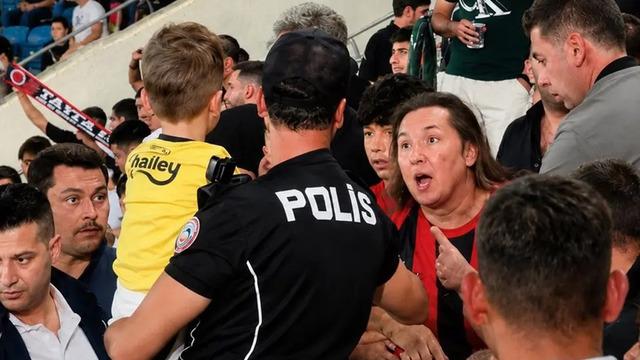 Gençlerbirliği'nden Fenerbahçeli Çocuğun Forma Hadisesiyle İlgili Açıklama
