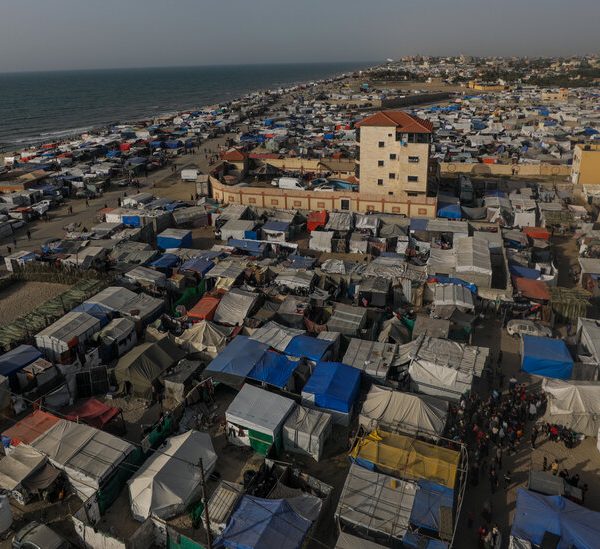 Extreme heat worsens Gaza's dire problems