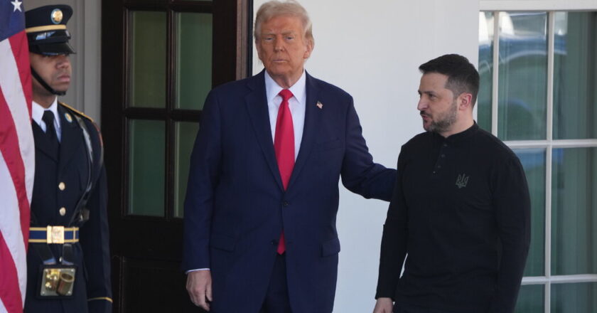 Trump and Vance reproach Zelensky during the extraordinary meeting of the White House