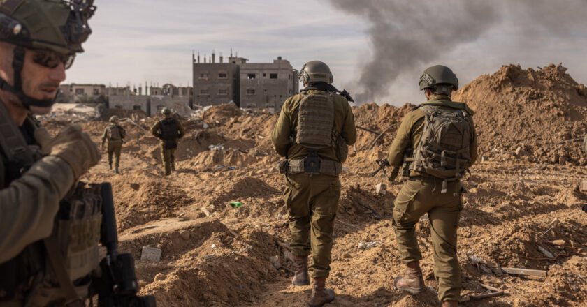 Place to expand the offensive of Gaza, Israel calls thousands of reserve soldiers