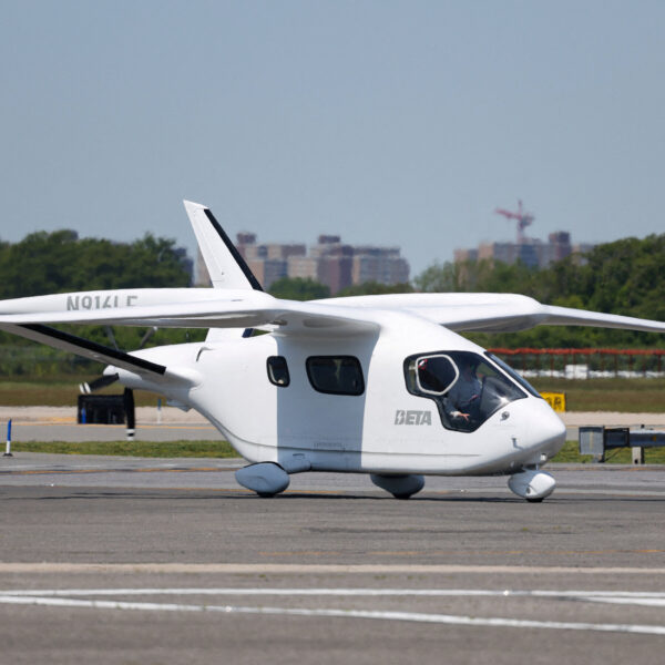 Beta to Supply Motors to Competing Electric Aircraft Firm