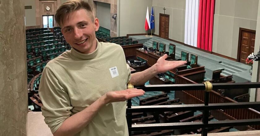 Russian Exile Activist Accused of Espionage by His Wife