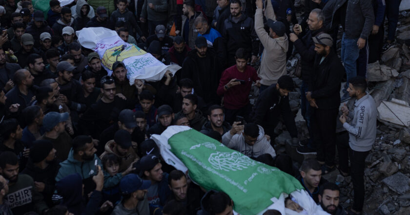 Hamas Açıkladı: Gazze’deki İsrail Saldırısında Üst Düzey Komutan Hayatını Kaybetti