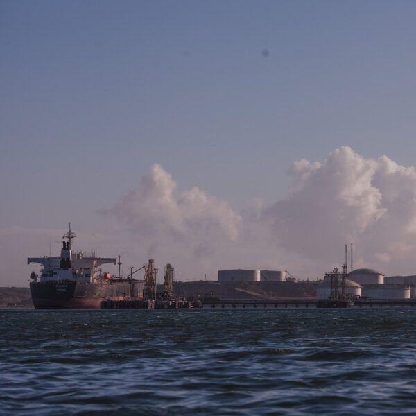 Trump Imposes Blockade on Select Venezuelan Oil Tankers