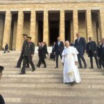 Pope Leo Arrives in Turkey to Discuss Outreach with Erdogan