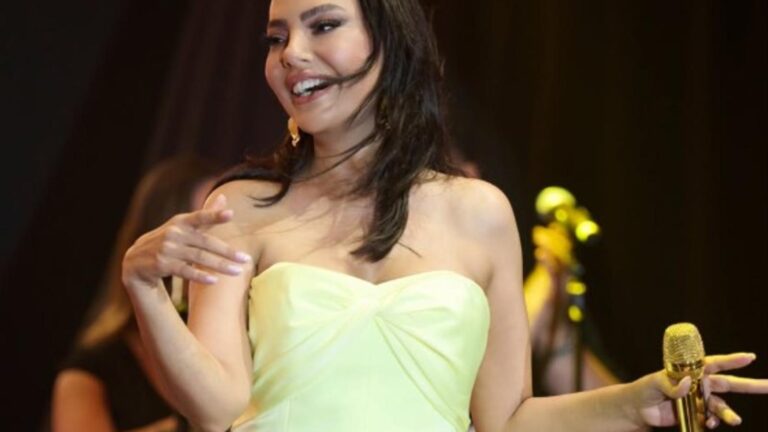 Yüzünü gerdirmişti! Ebru Gündeş’in son pozları şaşırttı